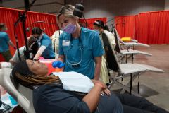 110124-Mission-of-Mercy-029_JasonCohn