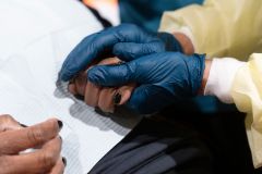 110124-Mission-of-Mercy-098_JasonCohn